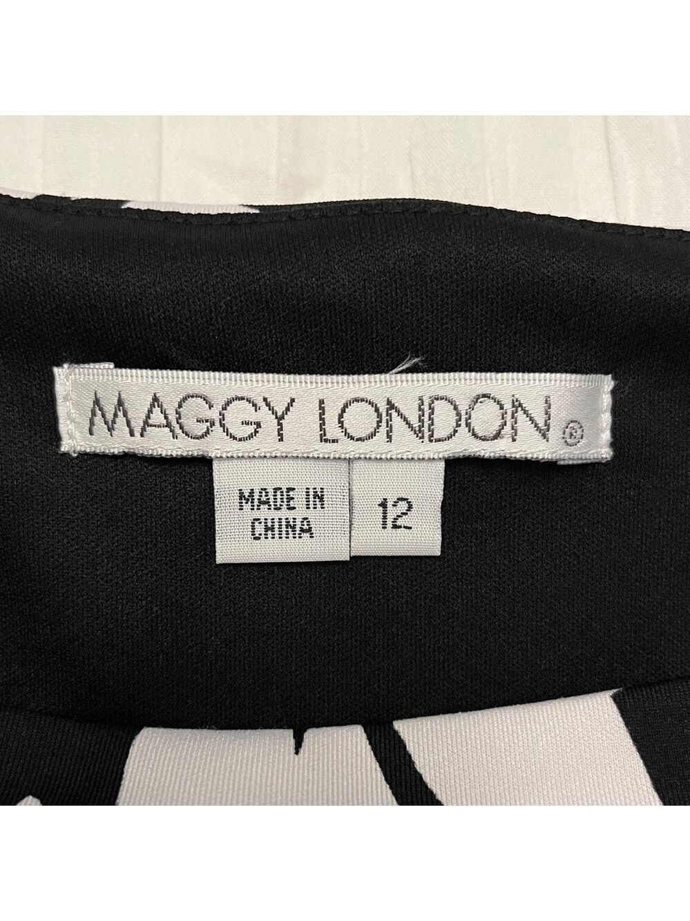 MAGGY LONDON Dress Colour Block Cap Sleeve Sheath Knee Length Party Event Chic - Picture 9 of 13